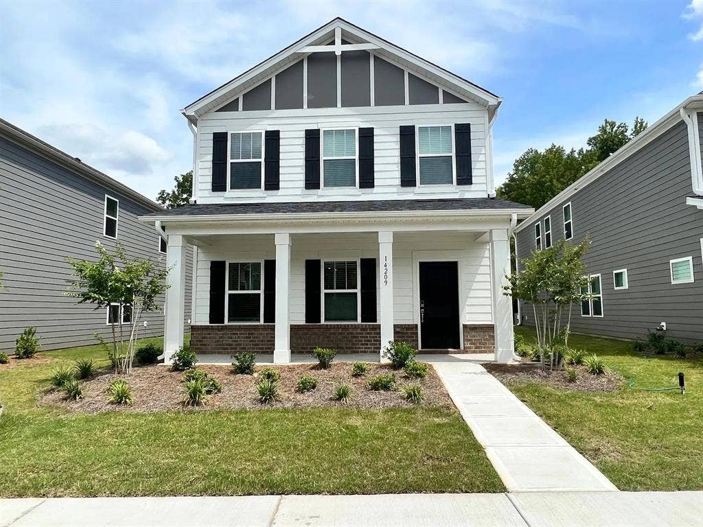 4 BR in Charlotte