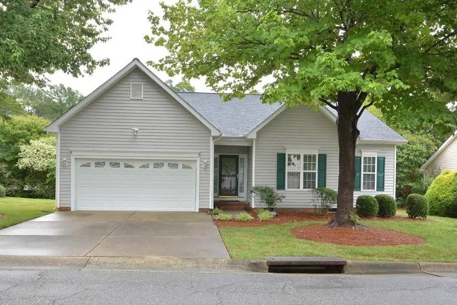 2 BR in Durham