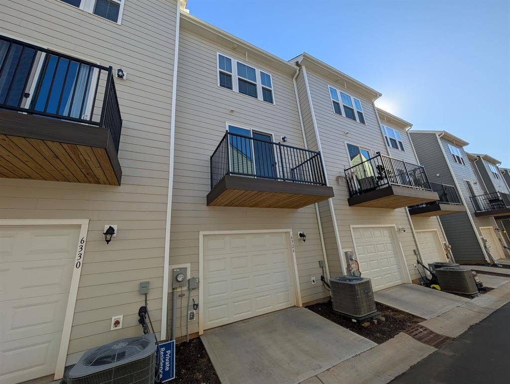 2 BR in Charlotte
