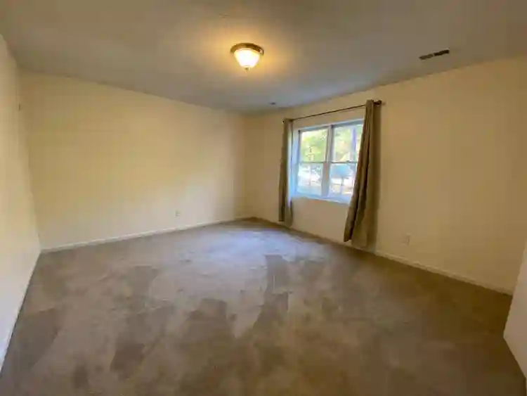 5 BR in Durham