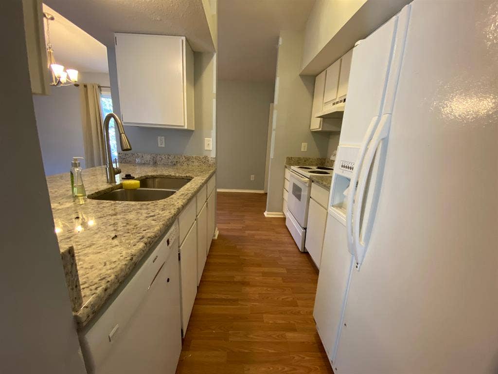 5 BR in Durham