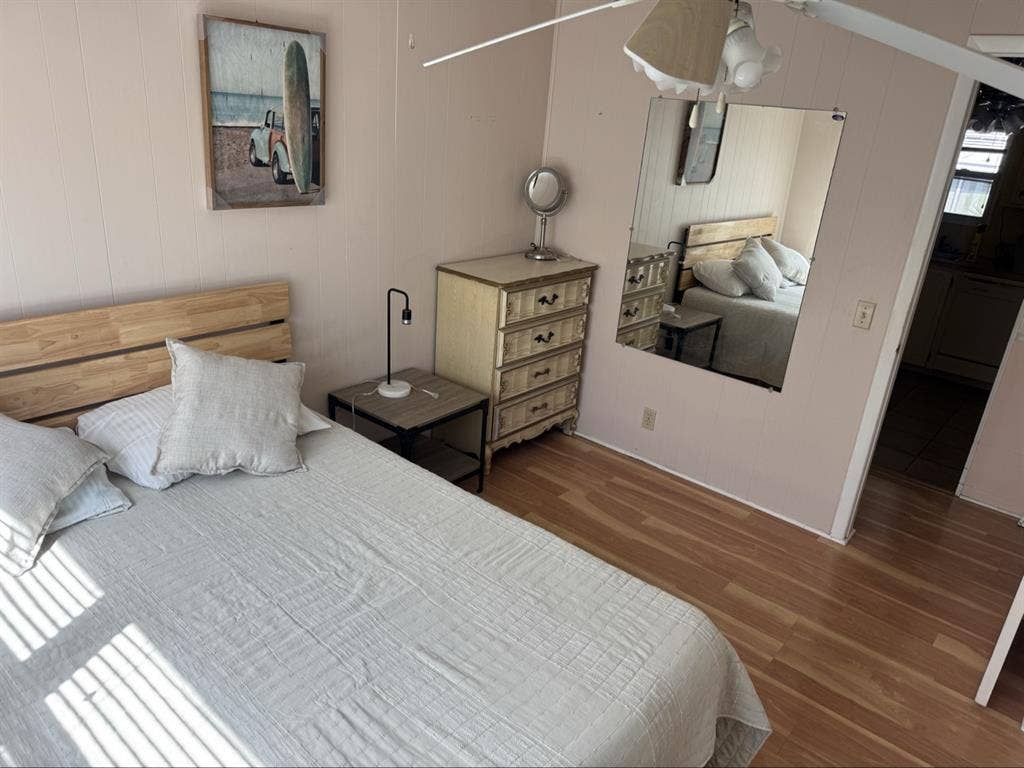 Room in charming mobile home