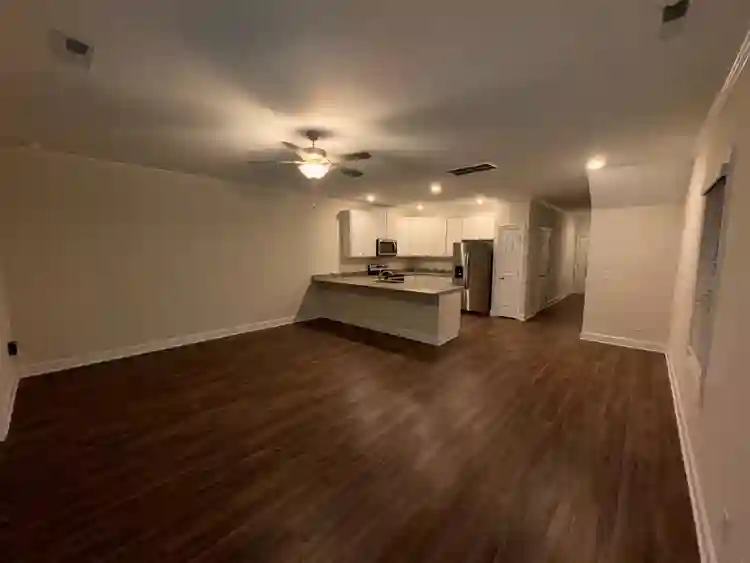 3 BR in Raleigh