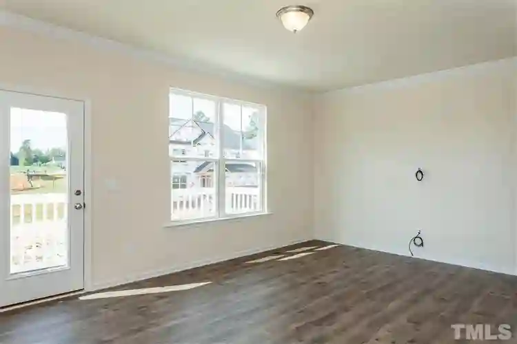 4 BR in Apex