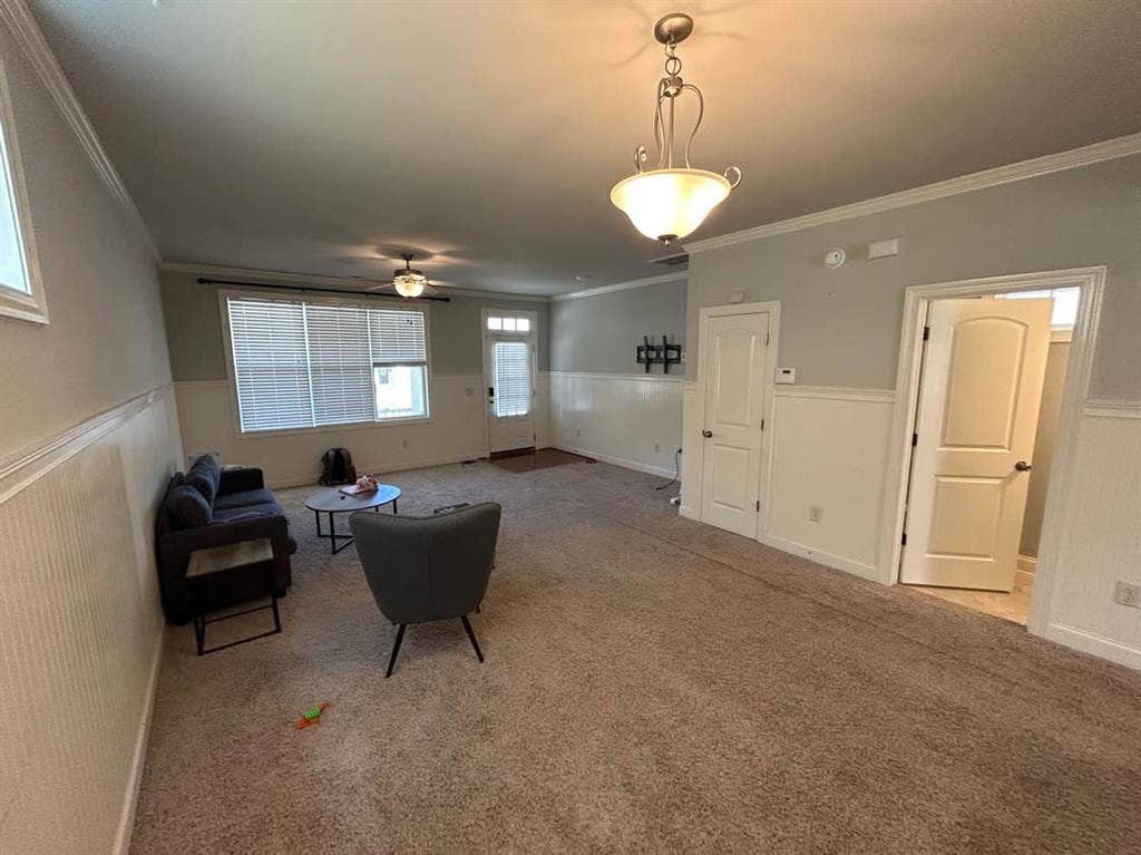 3 BR in Apex