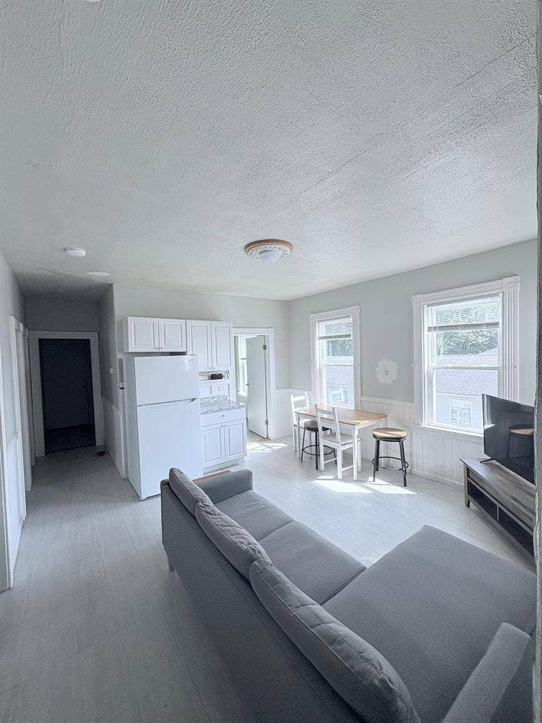 Move-In Ready – Utilities Included