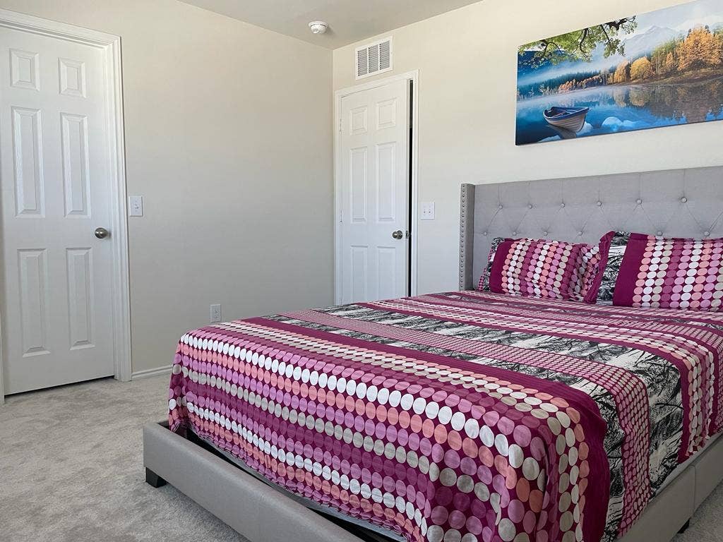 Furnished private room or MIL suite