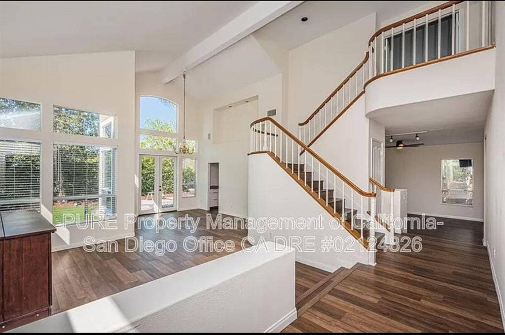 Room for Rent in Huge Home!