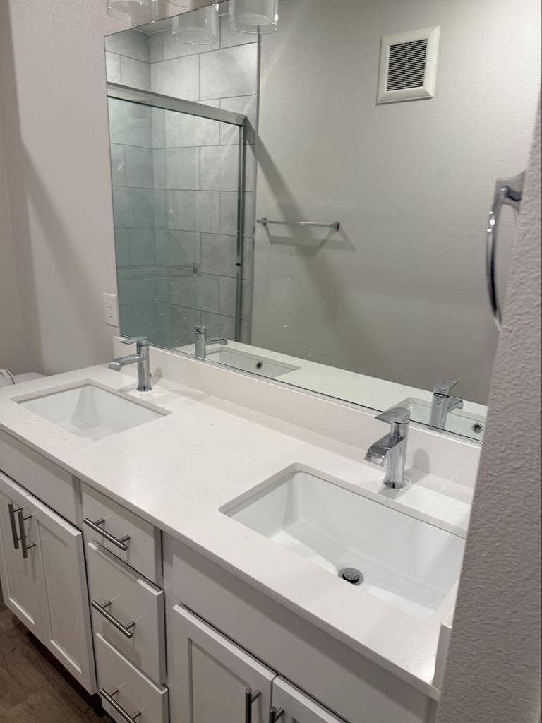 bathroom nice luxurious