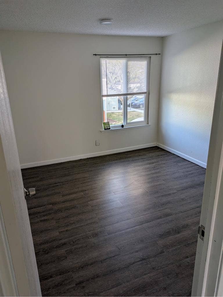 Room for Rent Month to Month