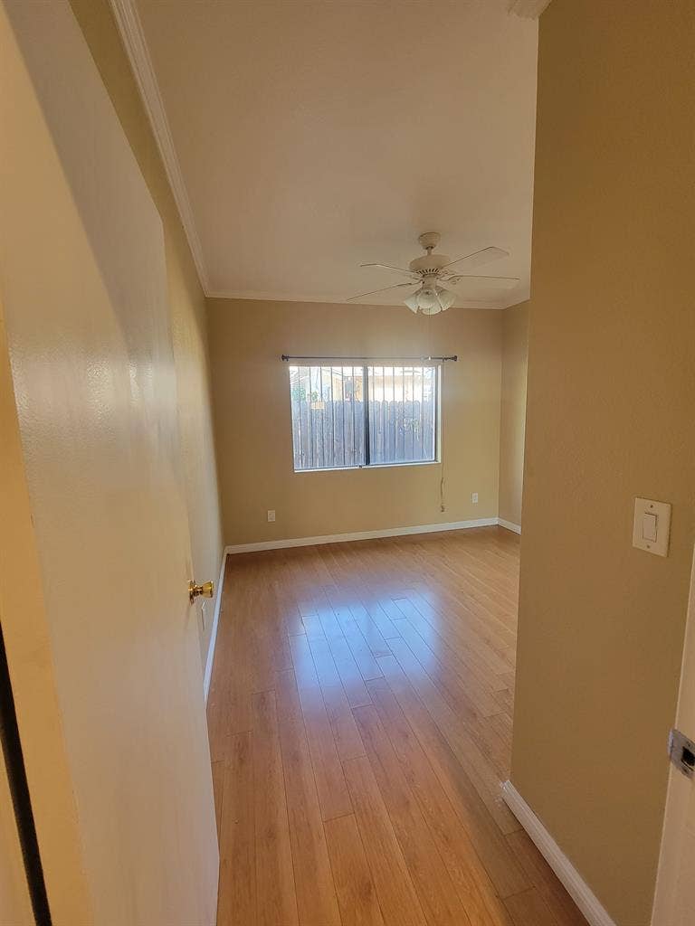 Looking for roommates for my home