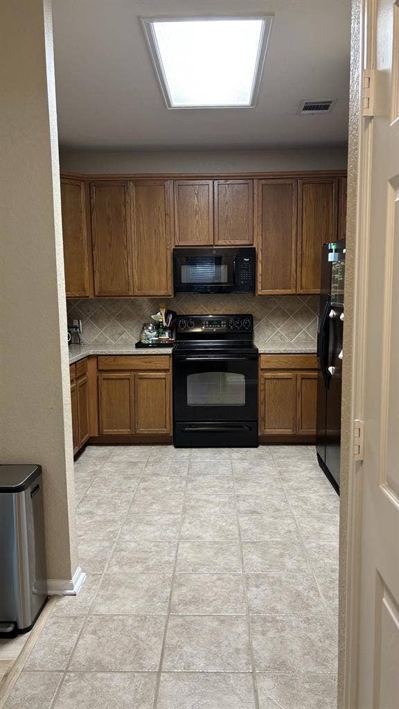 Room for rent- bills included