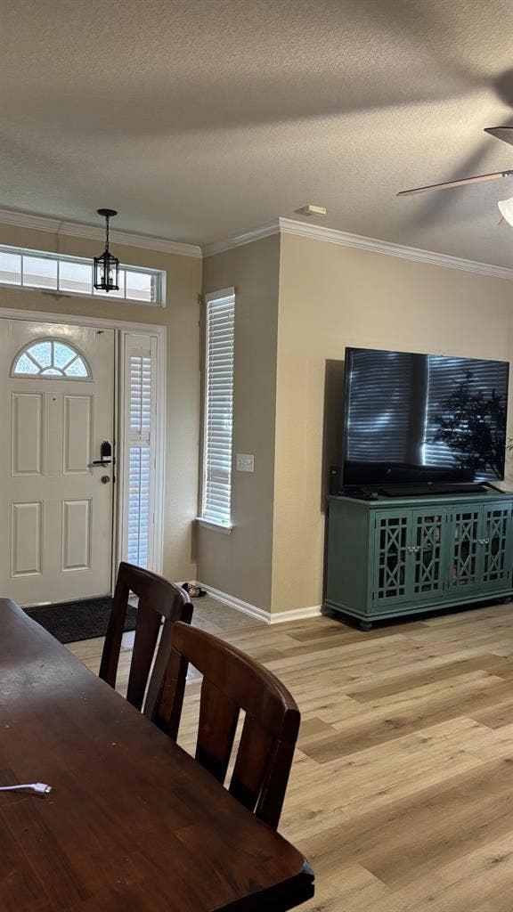 Room for rent- bills included