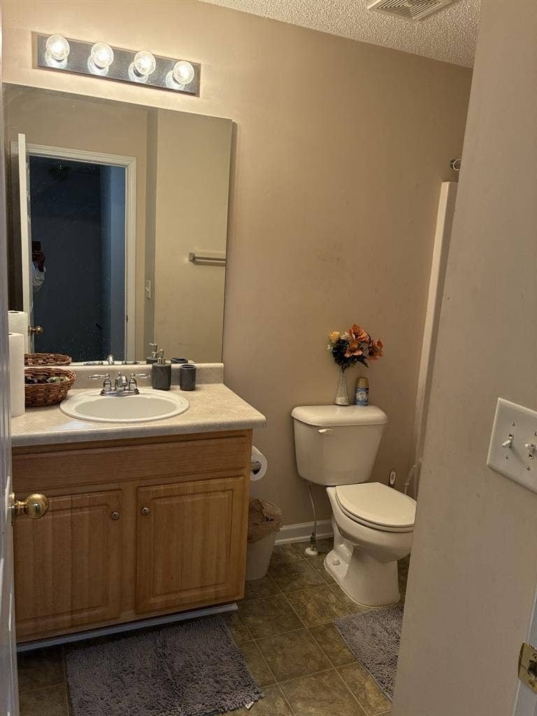 Comfortable, Peaceful & Tidy.