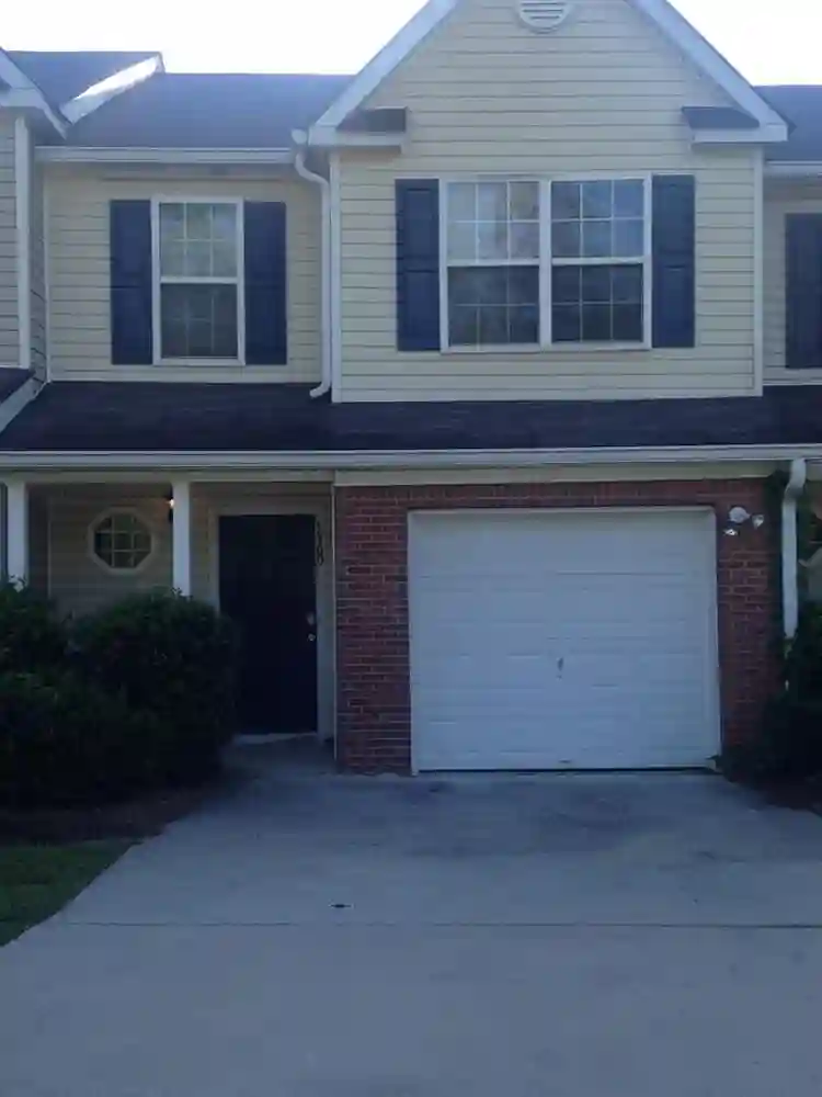 Comfortable, Peaceful & Tidy.