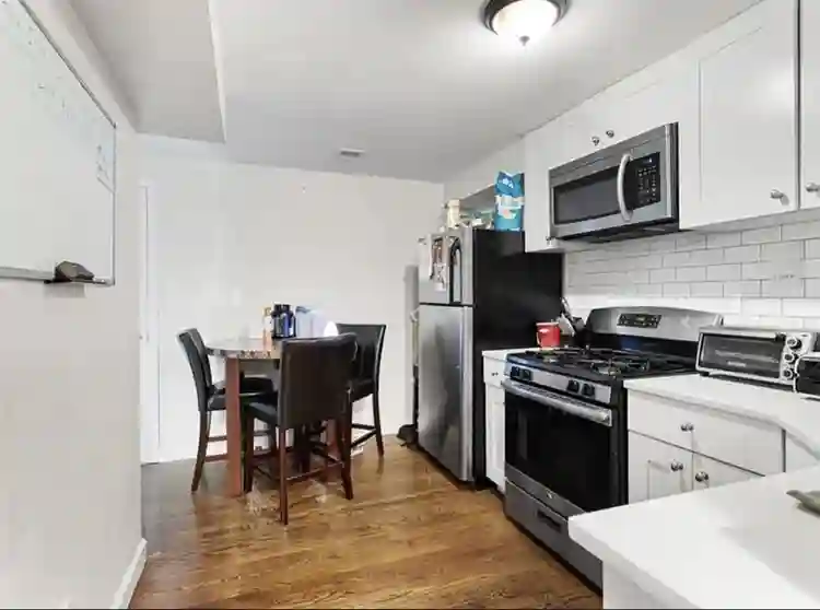 Private Bedroom + Private Bathroom