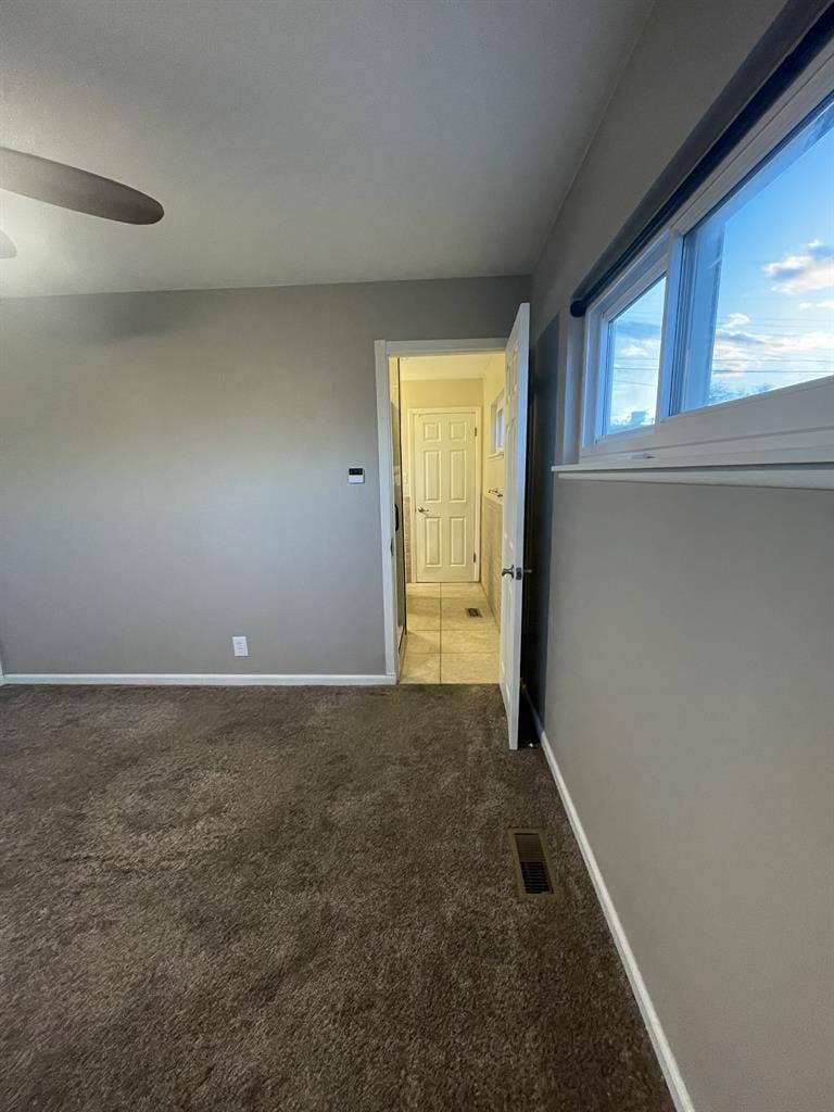 Private Room & Bathroom Kearns