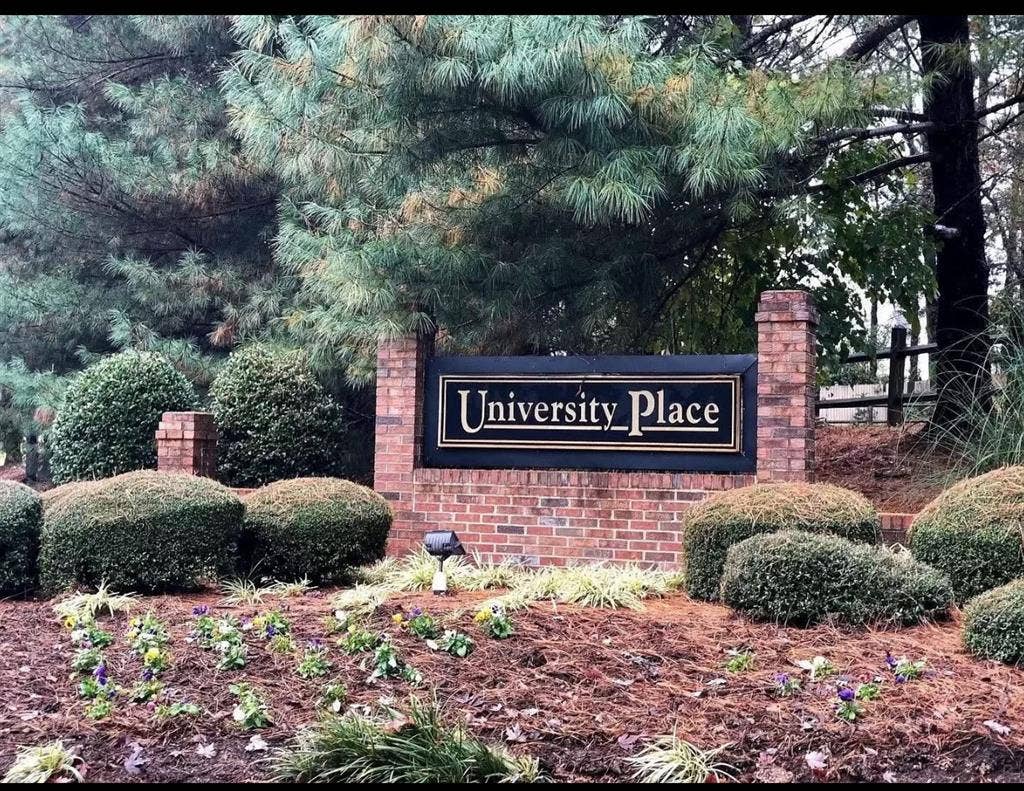 Furnished room for rent