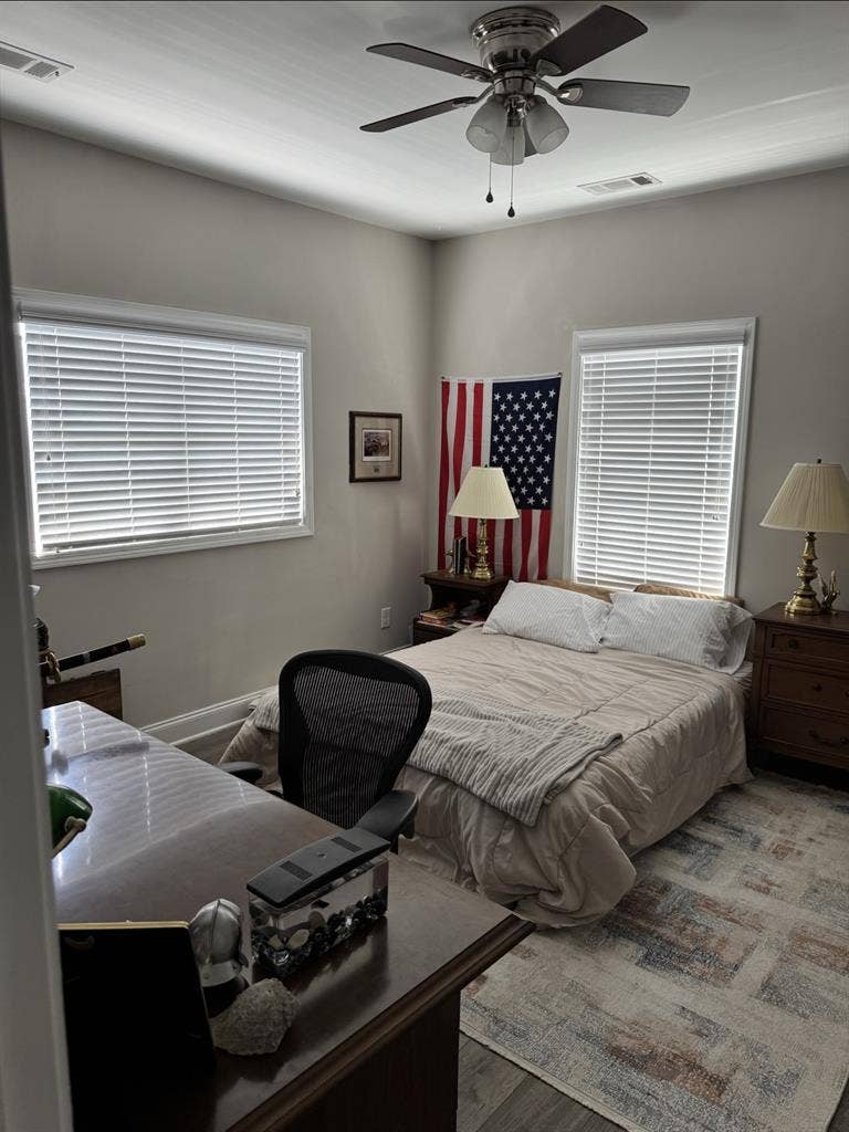 Sublease takeover. Male roommatess