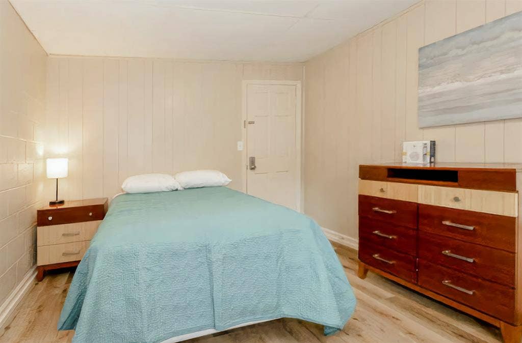 4 BR in Douglasville