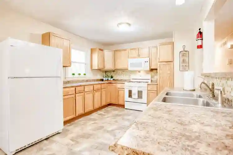 4 BR in Douglasville