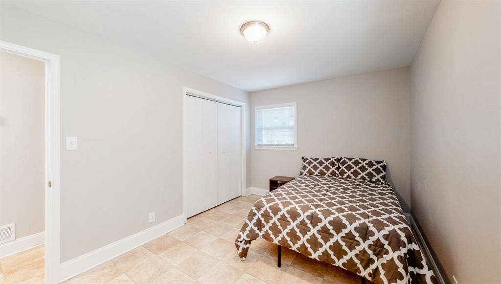 6 BR in Atlanta