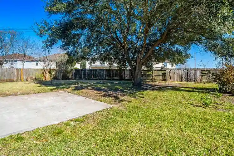 8 BR in Houston