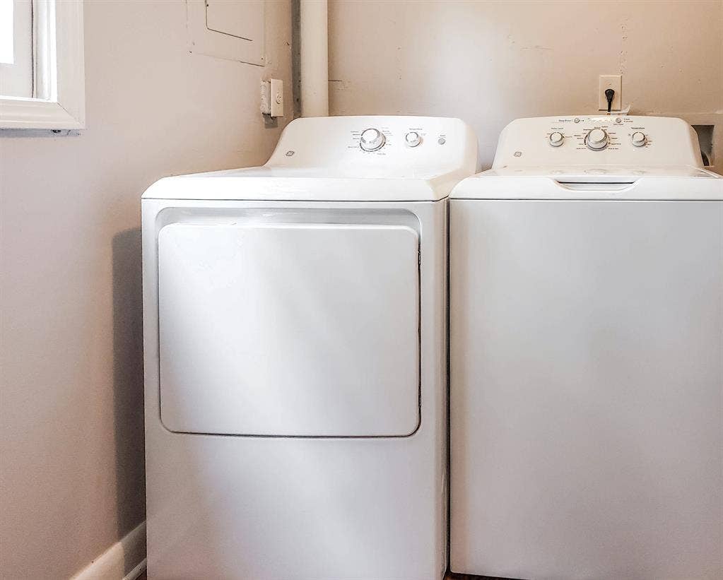 9 BR in Stone Mountain