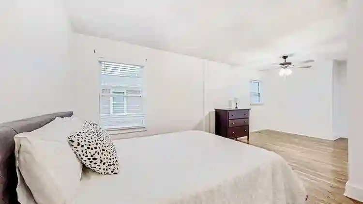 6 BR in Atlanta