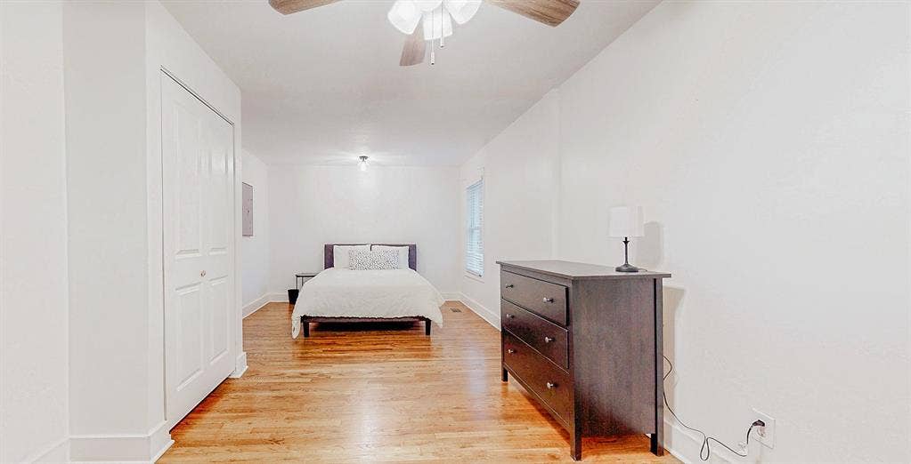 6 BR in Atlanta