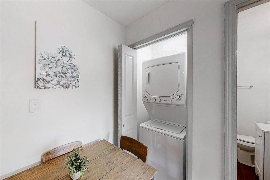 10 BR in College Park