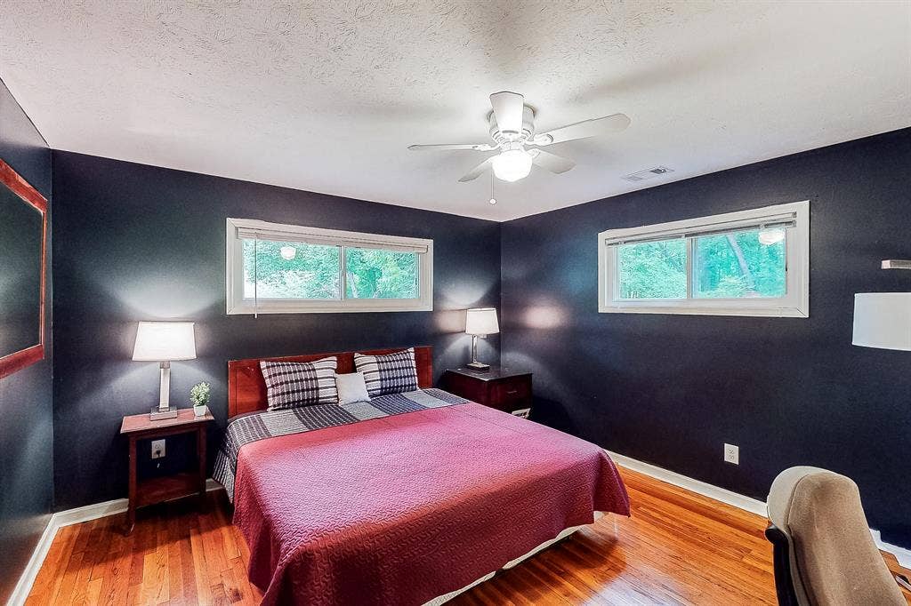 8 BR in Decatur
