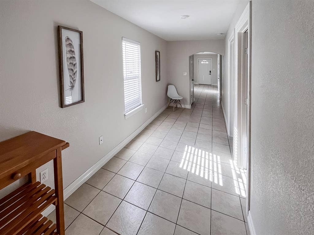 7 BR in Houston
