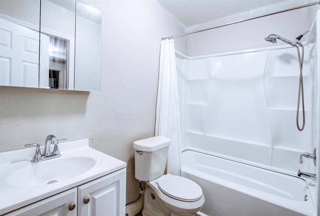 6 BR in St. Petersburg