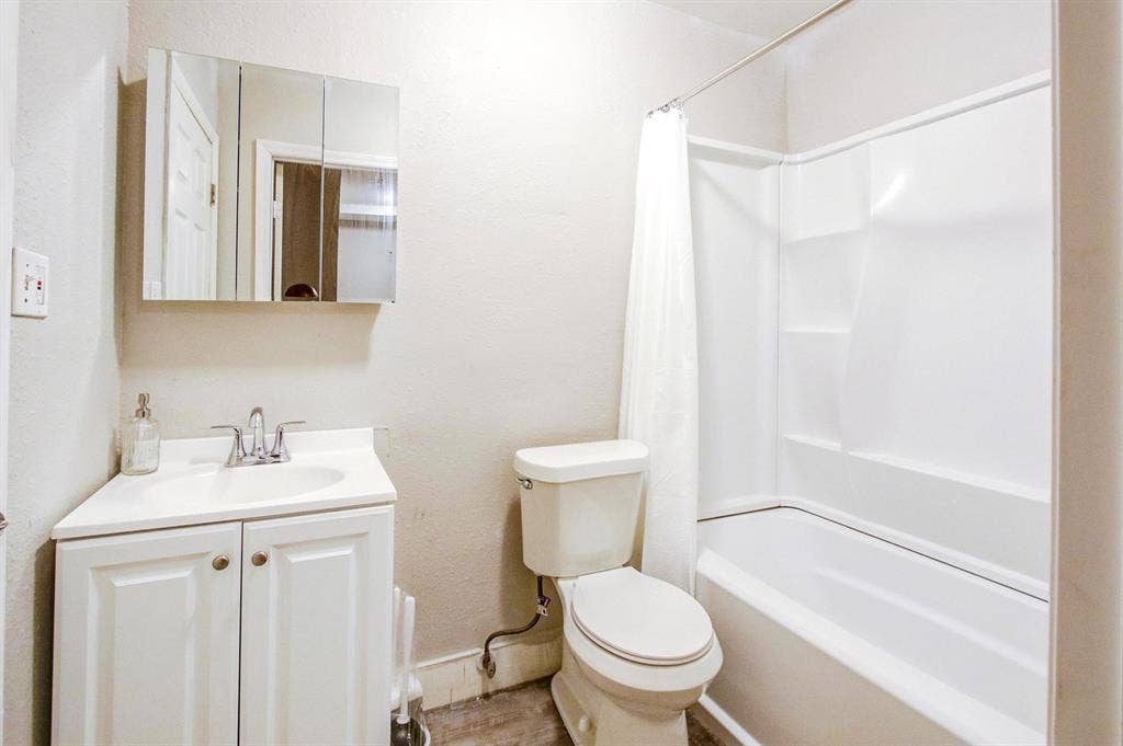 6 BR in St. Petersburg