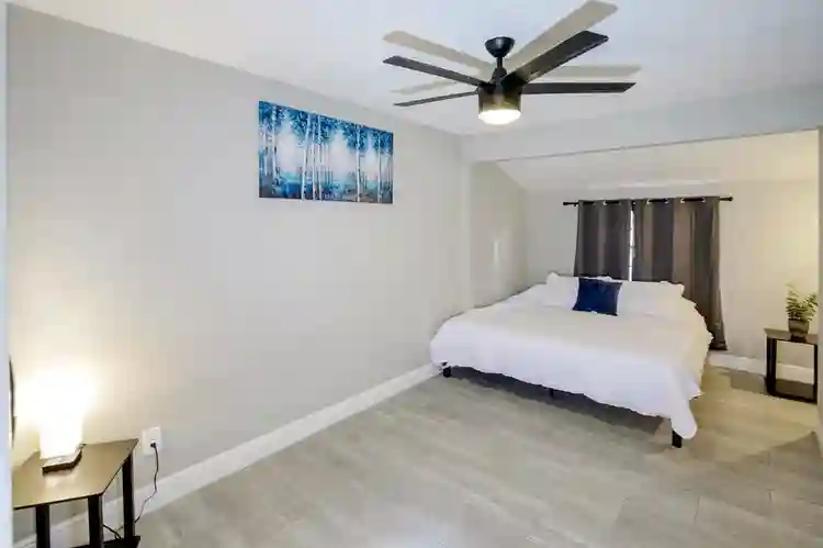 4 BR in Tampa
