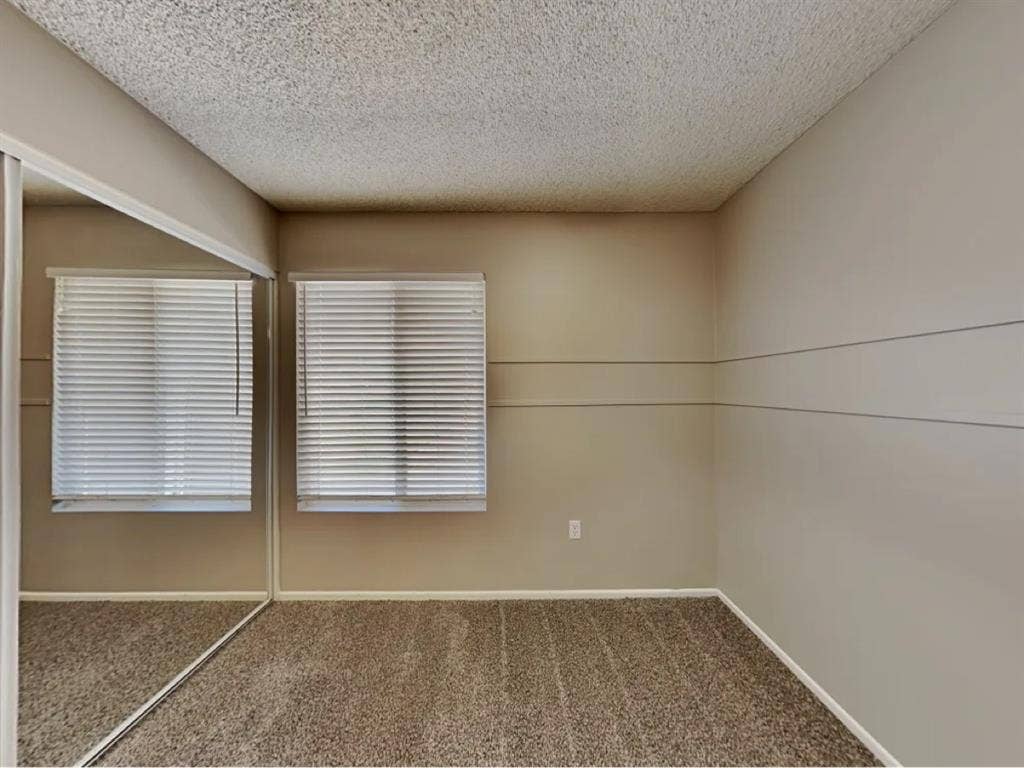 Spacious 3beds house available