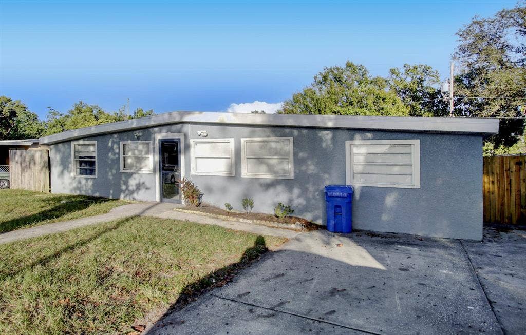 5 BR in Tampa