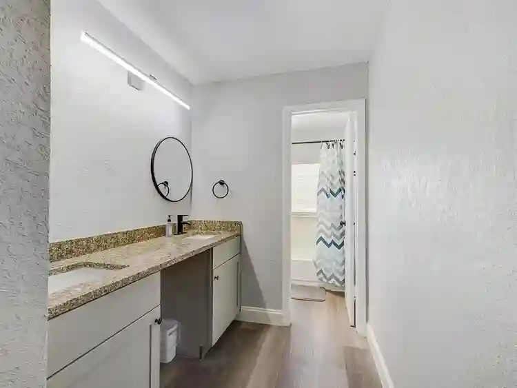 12 BR in Tampa