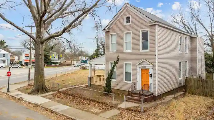 7 BR in Richmond