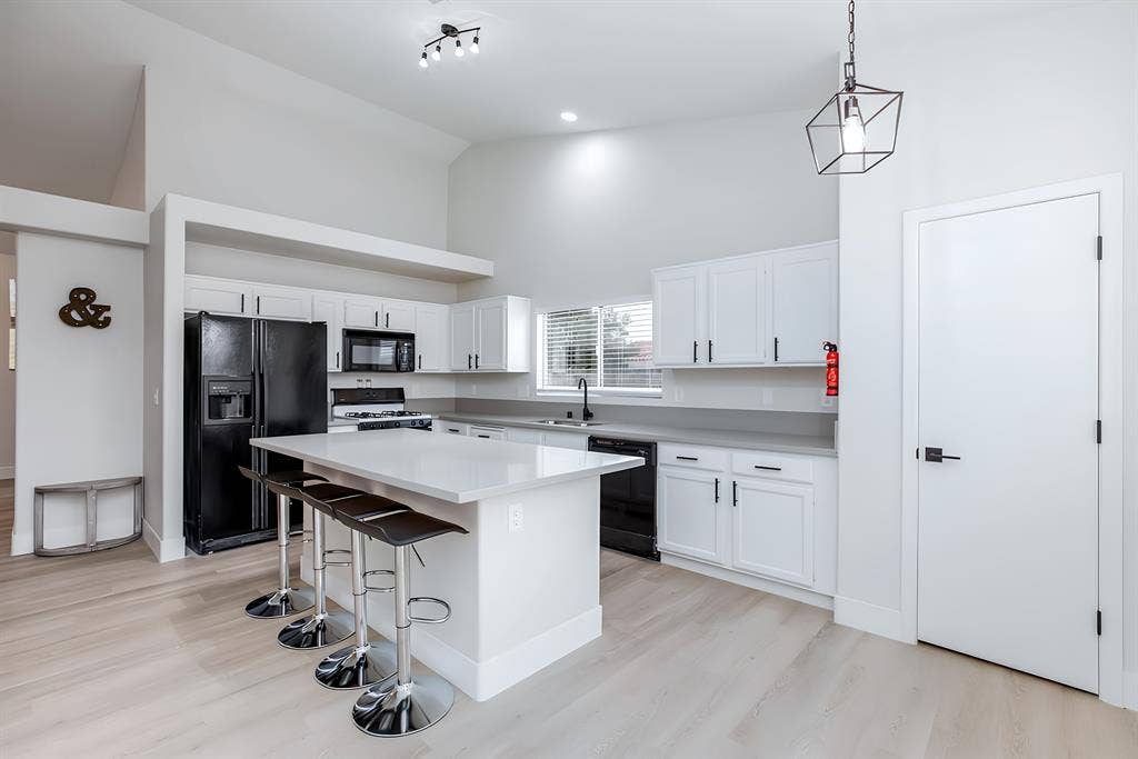 7 BR in North Las Vegas