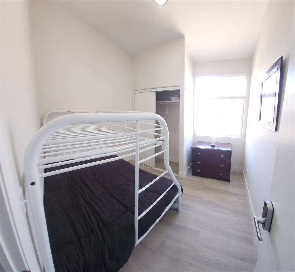 7 BR in North Las Vegas