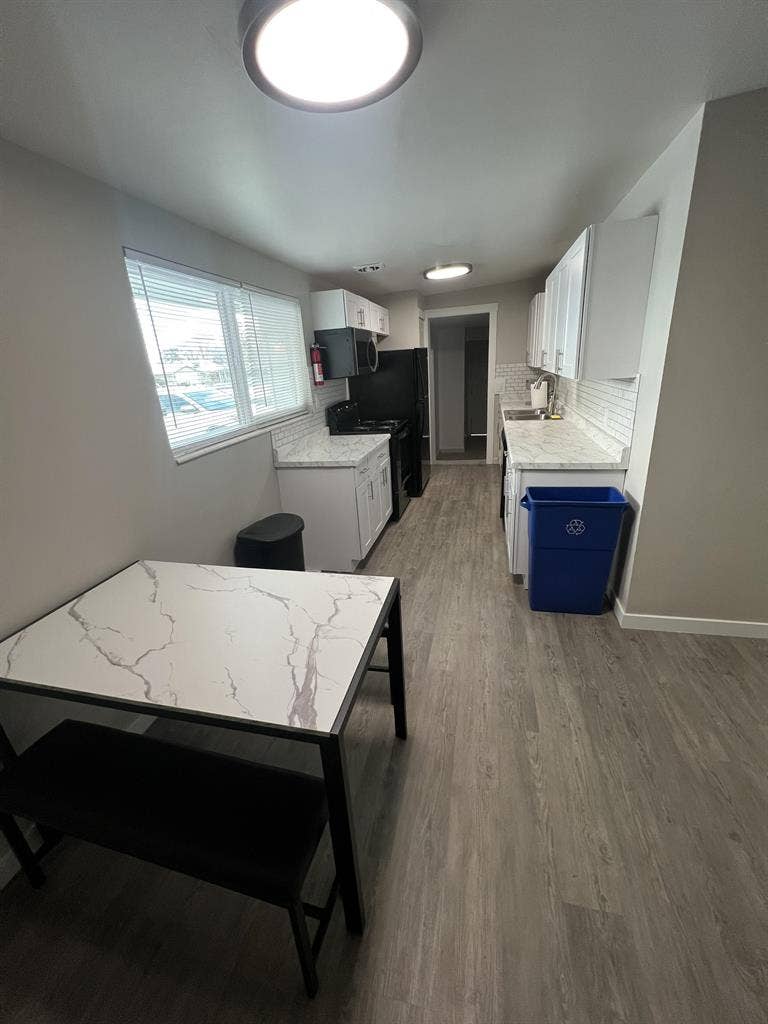 8 BR in West Valley City