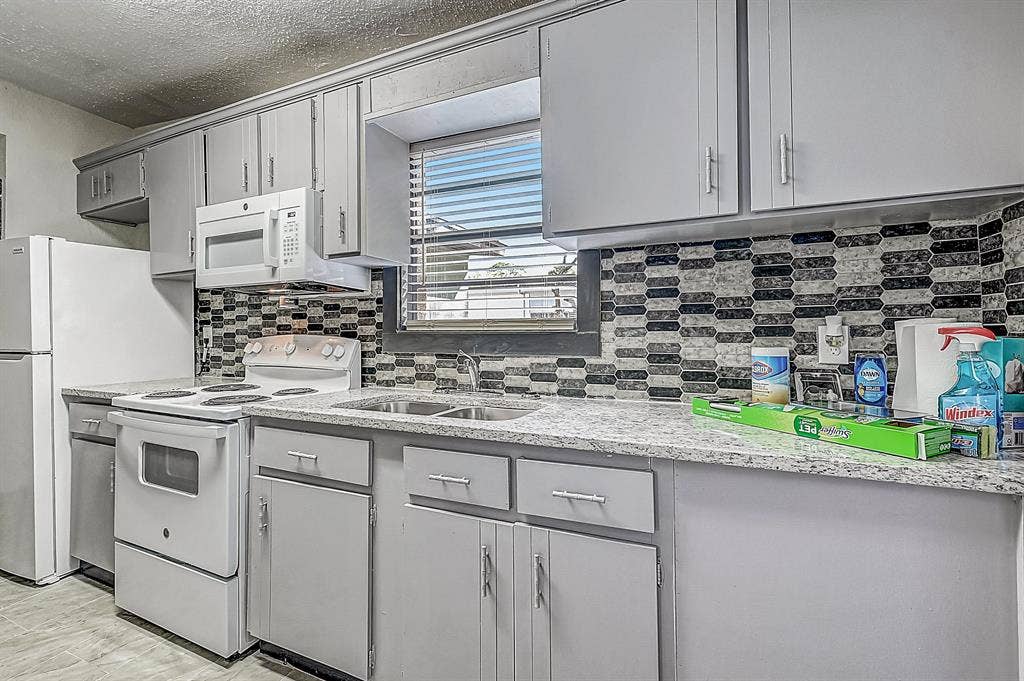7 BR in Jacksonville