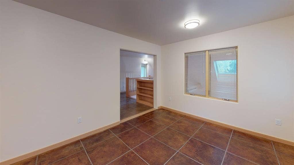1 BR in Oakland