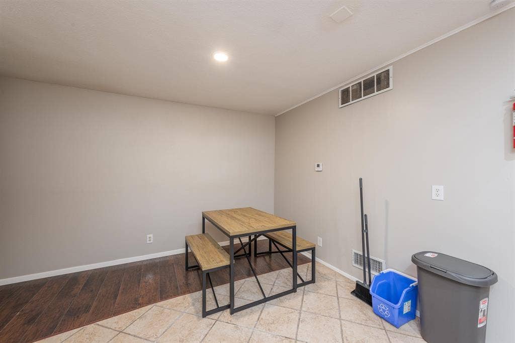 7 BR in DeSoto