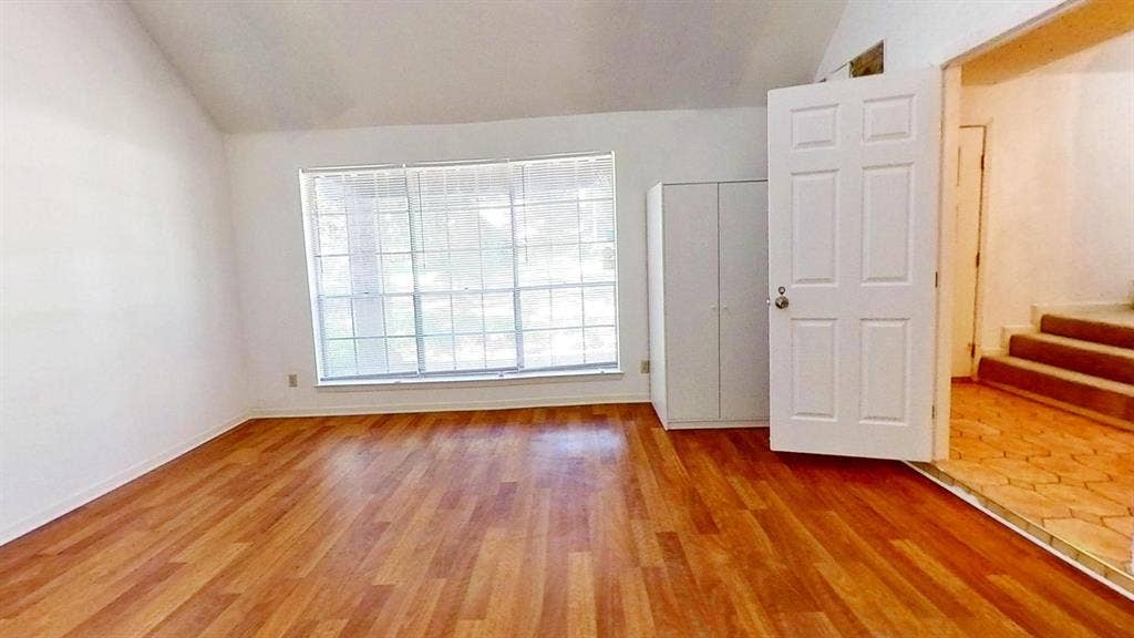 1 BR in Arlington