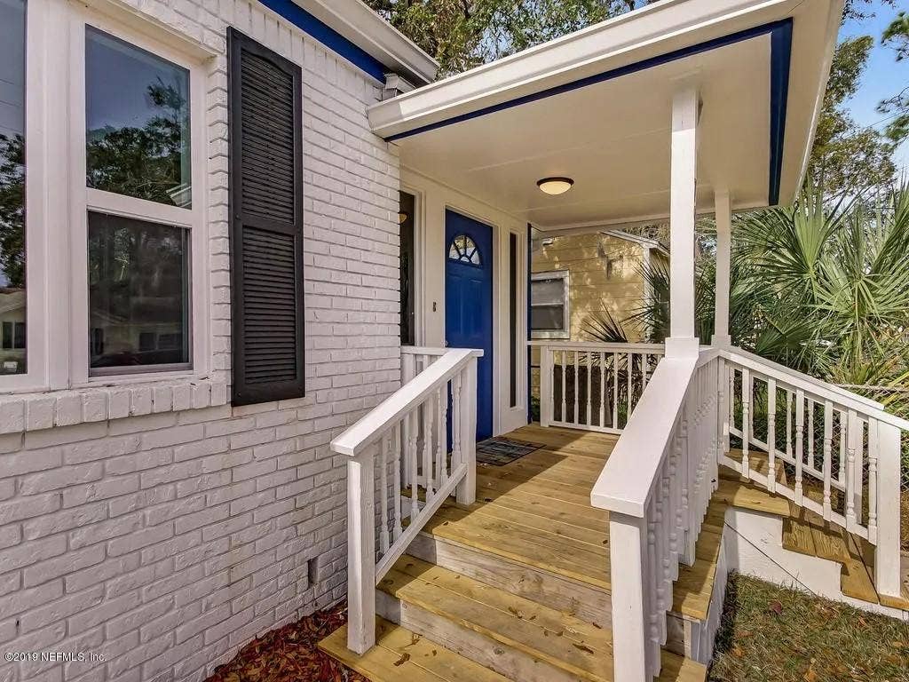 6 BR in Jacksonville