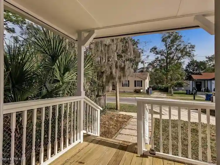 6 BR in Jacksonville