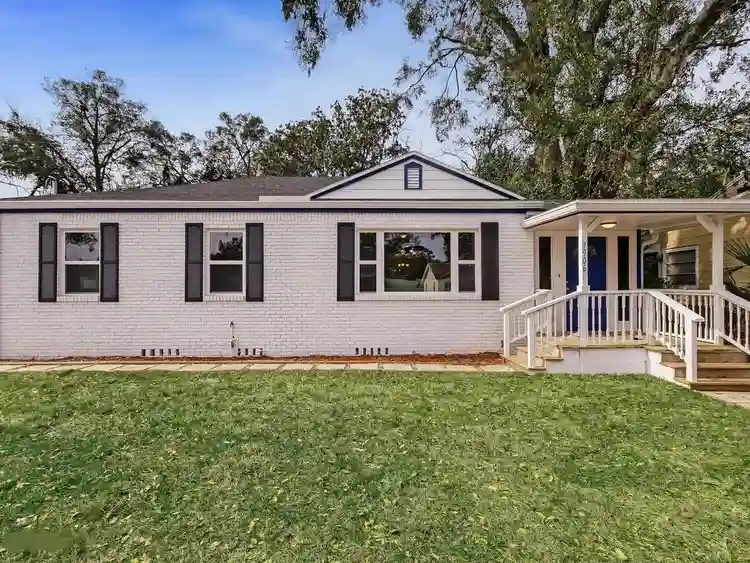 6 BR in Jacksonville